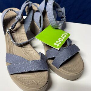 Crocs Leigh II ankle strap wedge sandal 3.3 " heel, light blue size 8, NWT